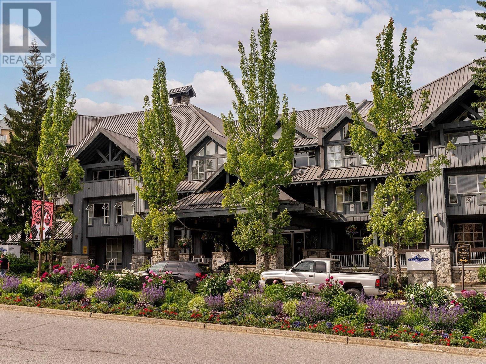 253 4573 Chateau Boulevard, Whistler, British Columbia  V0N 1B4 - Photo 1 - R2915266