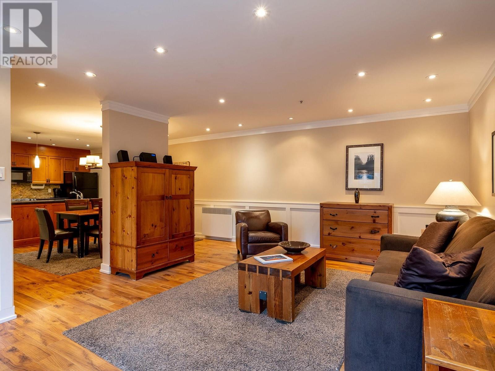 253 4573 Chateau Boulevard, Whistler, British Columbia  V0N 1B4 - Photo 5 - R2915266