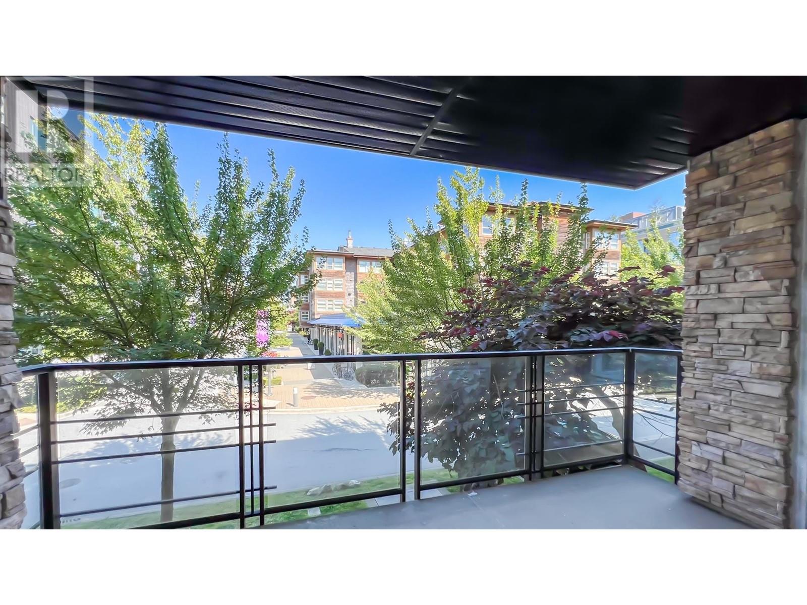 Listing Picture 16 of 22 : 213 5928 BIRNEY AVENUE, Vancouver / 溫哥華 - 魯藝地產 Yvonne Lu Group - MLS Medallion Club Member