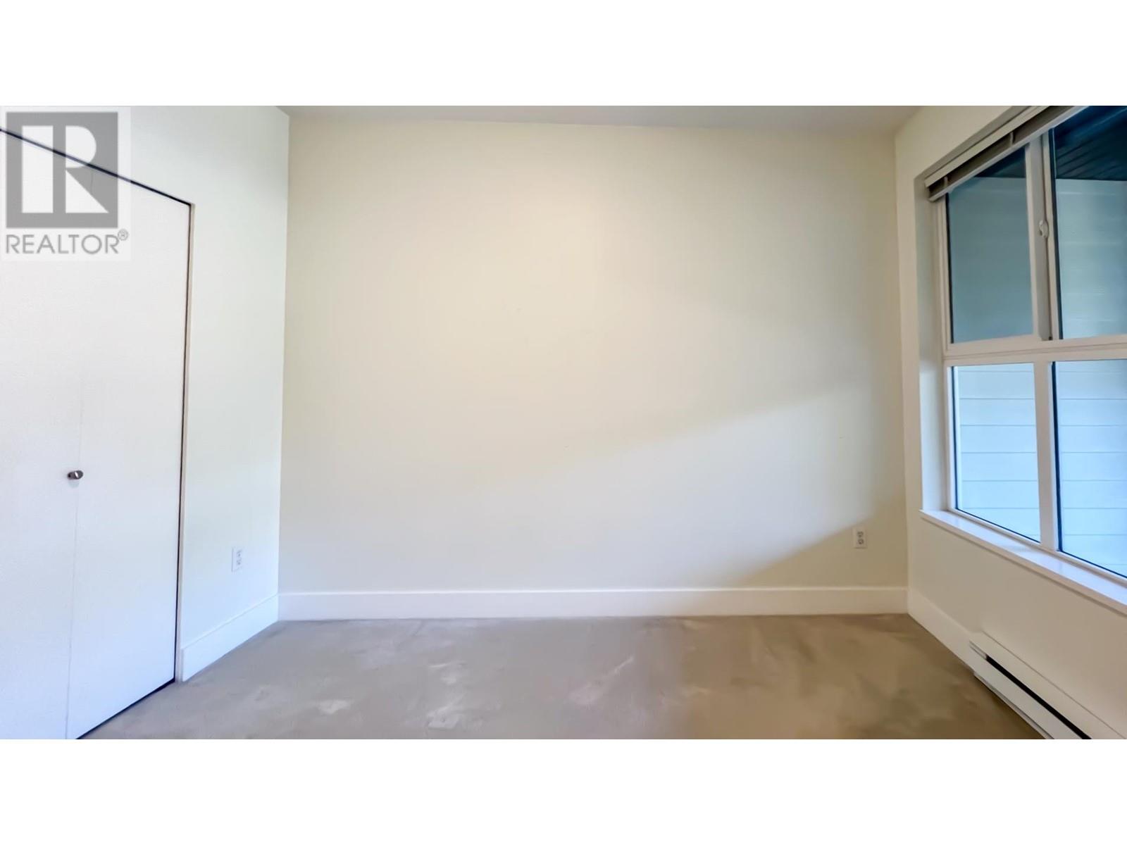 Listing Picture 12 of 22 : 213 5928 BIRNEY AVENUE, Vancouver / 溫哥華 - 魯藝地產 Yvonne Lu Group - MLS Medallion Club Member