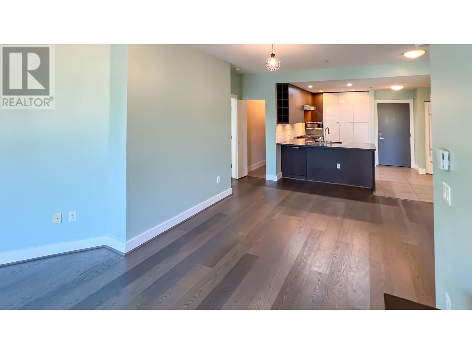 Listing Picture 7 of 22 : 213 5928 BIRNEY AVENUE, Vancouver / 溫哥華 - 魯藝地產 Yvonne Lu Group - MLS Medallion Club Member