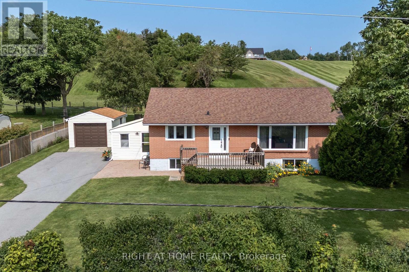 1068 Smith Street, Quinte West, Ontario  K0K 1H0 - Photo 1 - X9254635