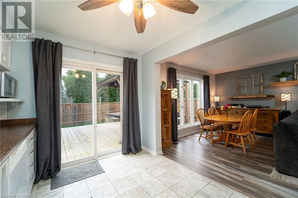 7657 Trackview Street, Niagara Falls, Ontario  L2H 2Z6 - Photo 10 - 40633816