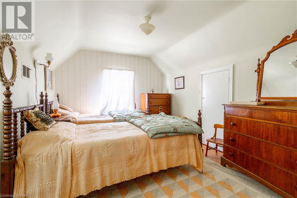 5740 Drummond Road, Niagara Falls, Ontario  L2G 4L5 - Photo 17 - 40632804