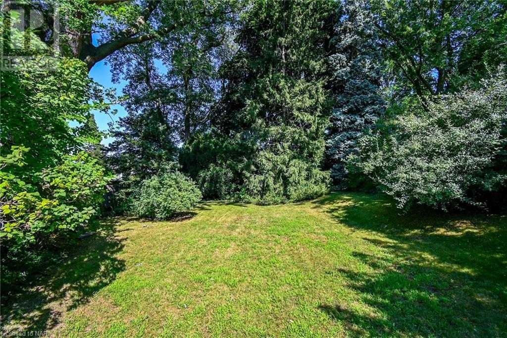 5740 Drummond Road, Niagara Falls, Ontario  L2G 4L5 - Photo 27 - 40632804