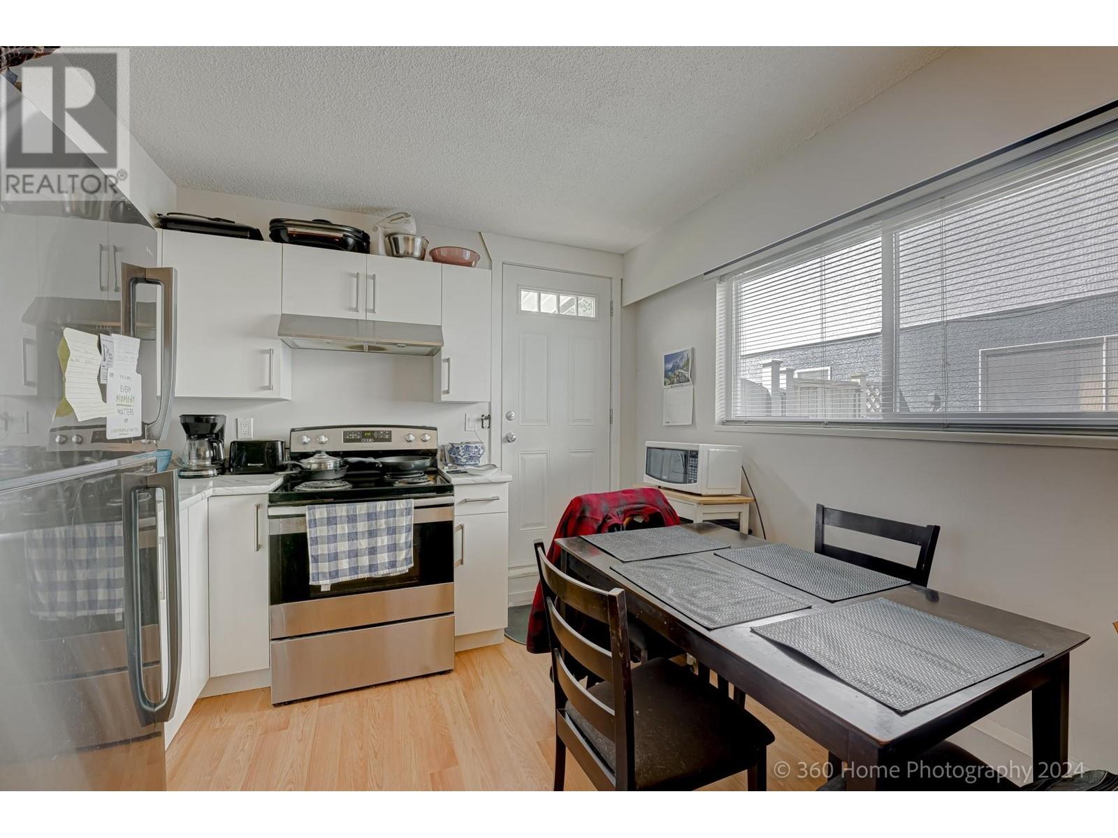 Listing Picture 14 of 21 : 4271 DANFORTH DRIVE, Richmond / 烈治文 - 魯藝地產 Yvonne Lu Group - MLS Medallion Club Member
