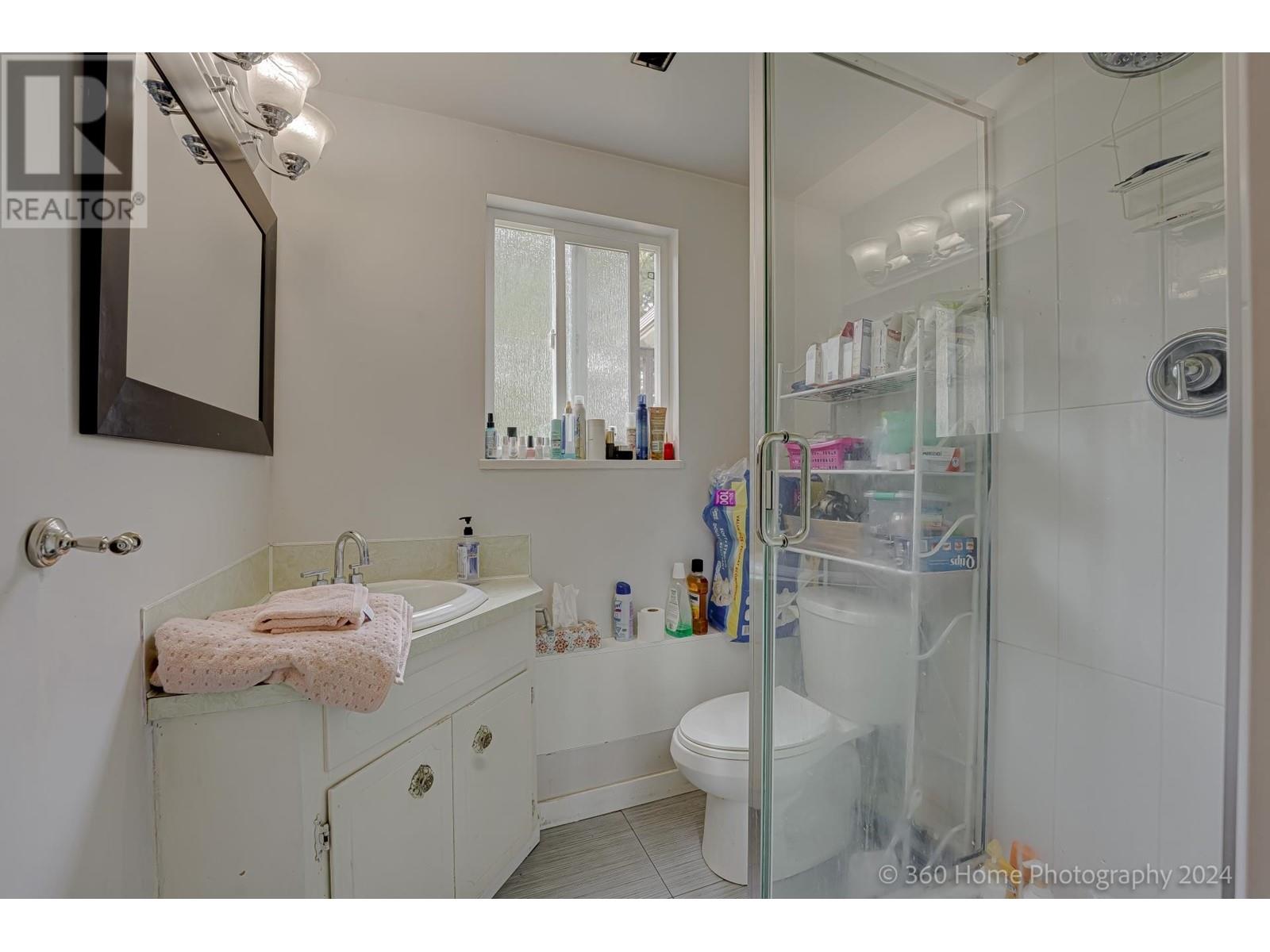Listing Picture 15 of 21 : 4271 DANFORTH DRIVE, Richmond / 烈治文 - 魯藝地產 Yvonne Lu Group - MLS Medallion Club Member