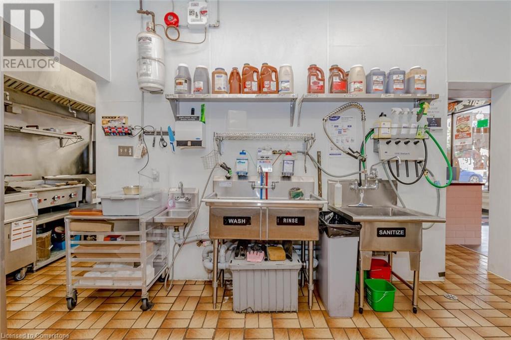 15 Cannon Street E, Hamilton, Ontario  L8L 1Z6 - Photo 21 - 40633919