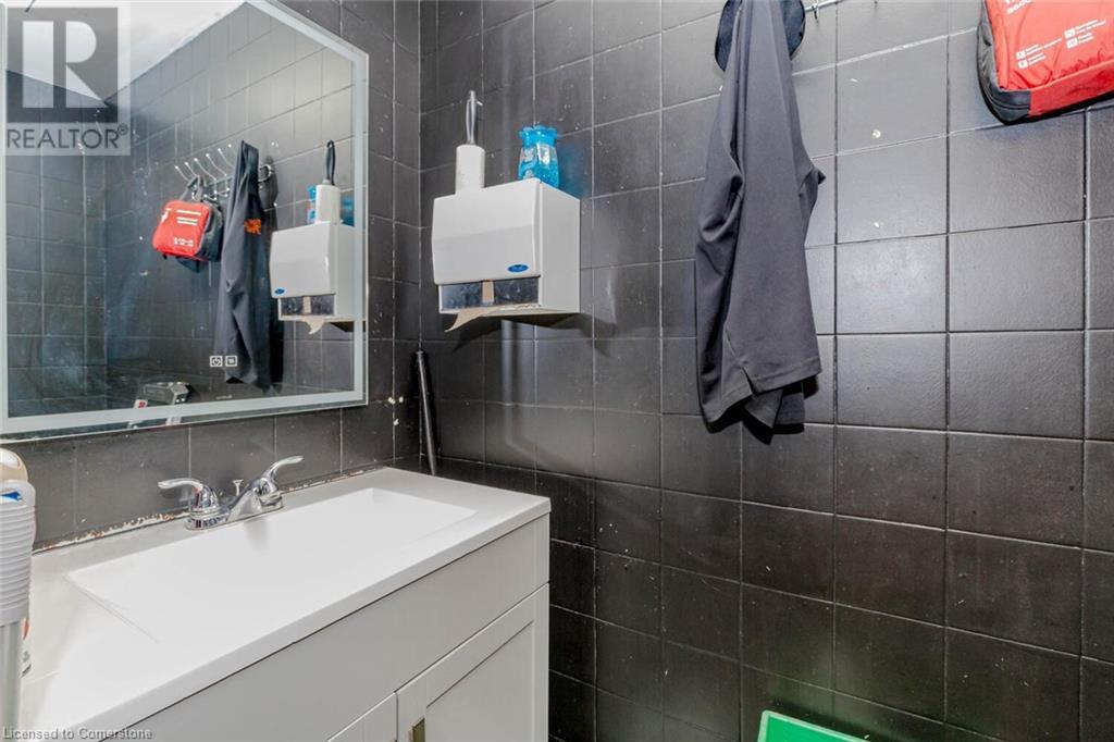 15 Cannon Street E, Hamilton, Ontario  L8L 1Z6 - Photo 32 - 40633919