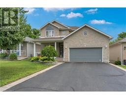 500 WESTON Crescent 35 - East Gardiners Rd