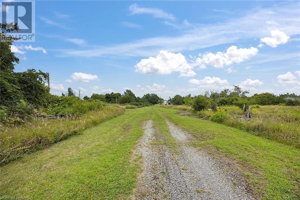 38 Fitchett Road, Napanee, Ontario  K7R 3K8 - Photo 3 - 40629906