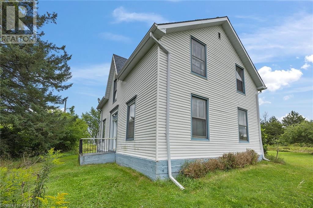 38 Fitchett Road, Napanee, Ontario  K7R 3K8 - Photo 8 - 40629906