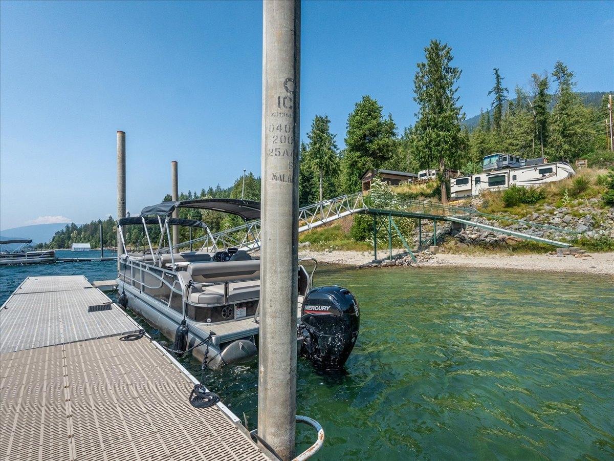 6744 Highway 3a, Nelson, British Columbia  V1L 6S2 - Photo 11 - 2479015