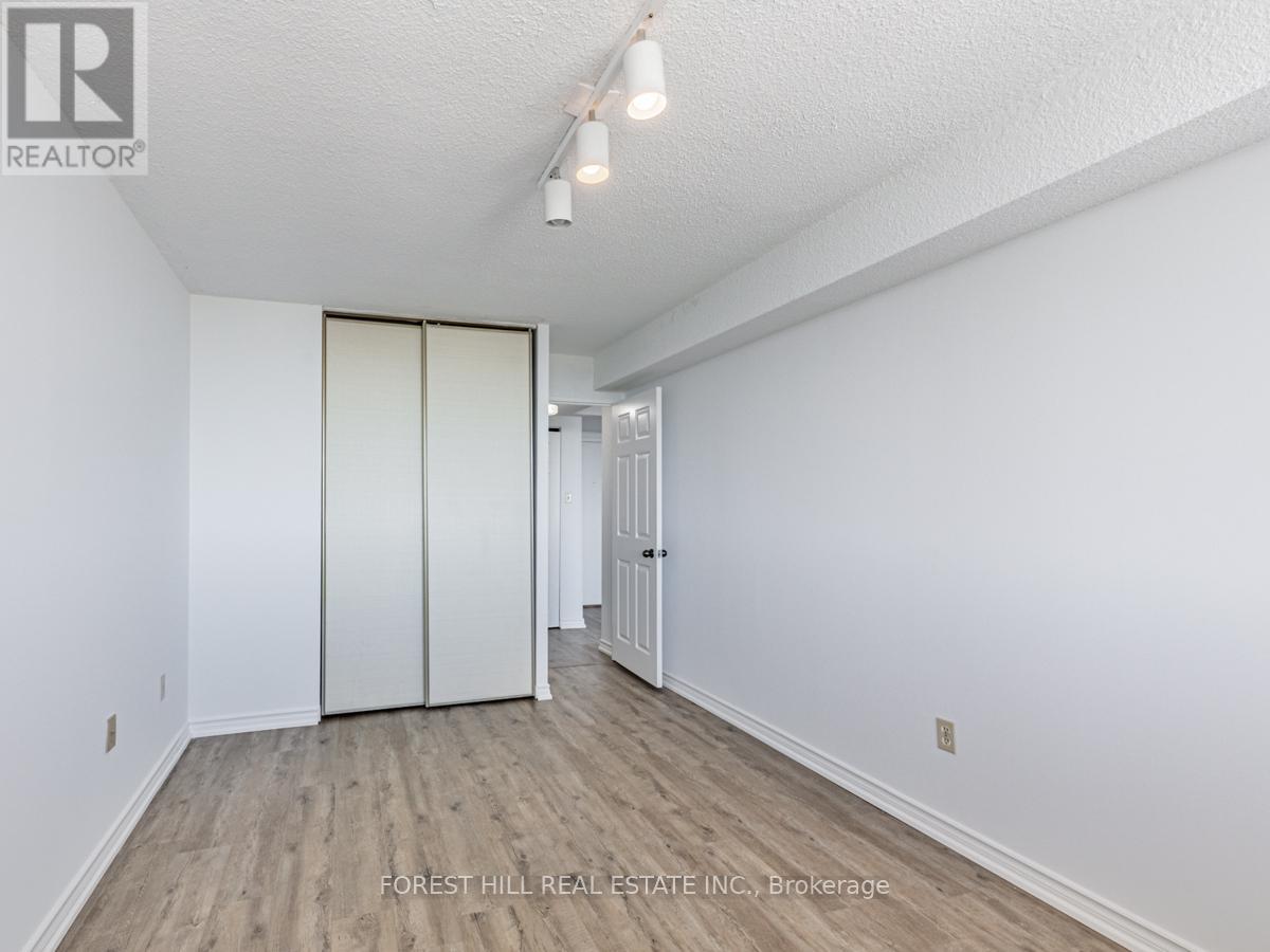 1607 - 3000 Bathurst Street, Toronto (Englemount-Lawrence), Ontario  M6B 3B4 - Photo 16 - C9255656