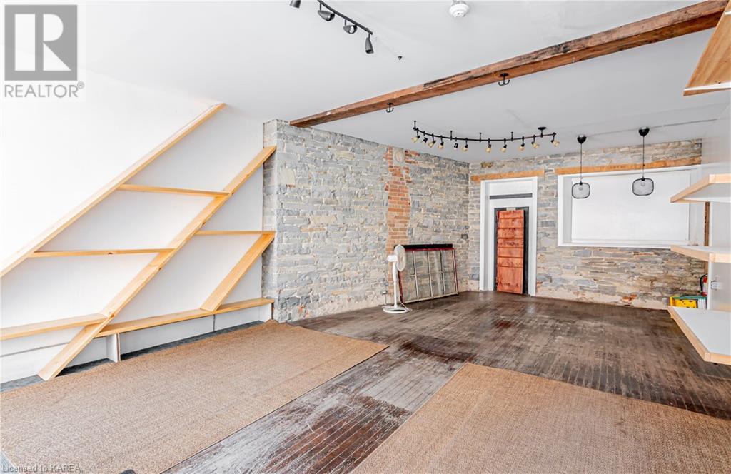 82 Brock Street, Kingston, Ontario  K7L 1R9 - Photo 6 - 40633184