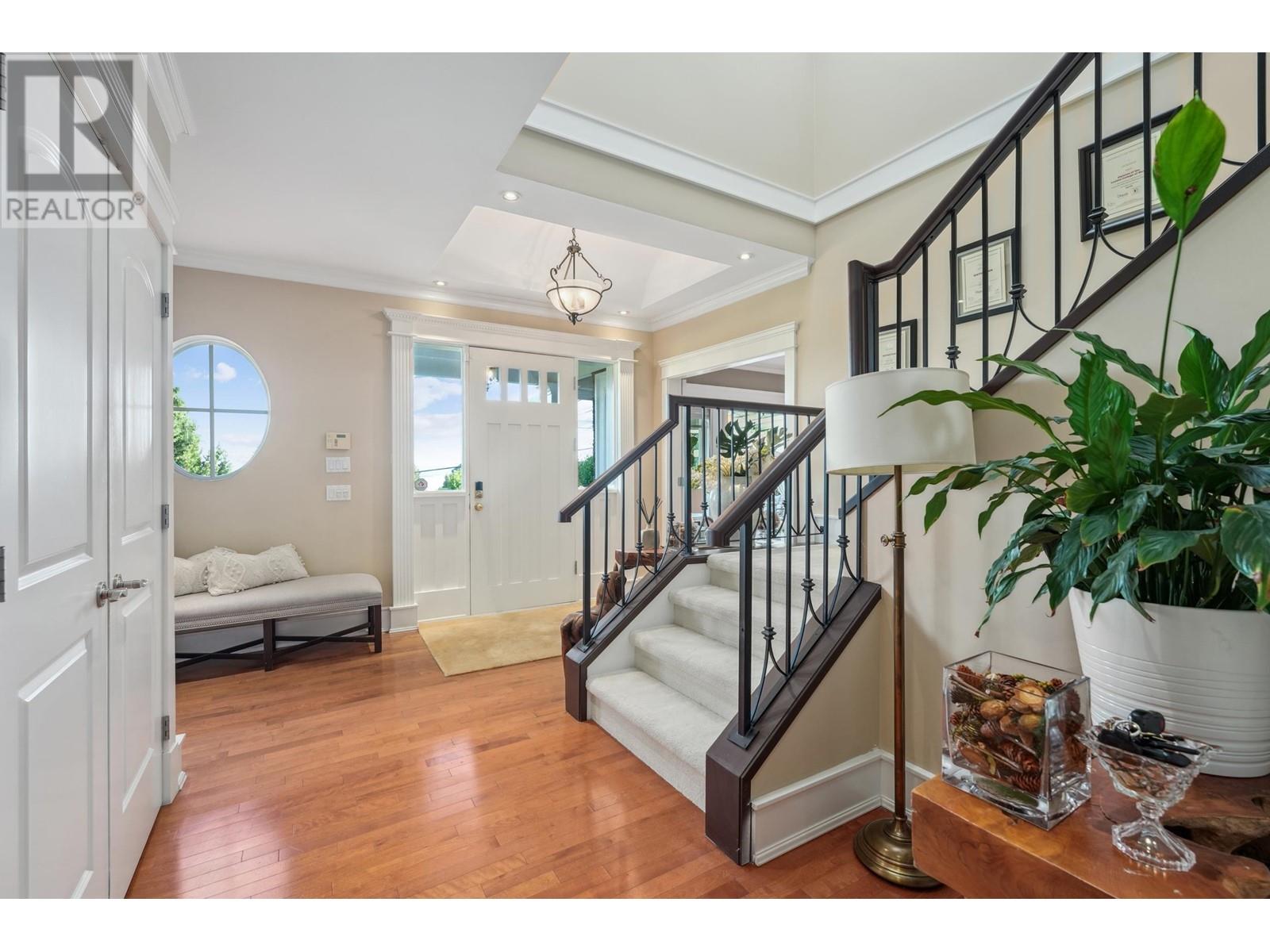 Property at 2531 MATHERS AVENUE image 3