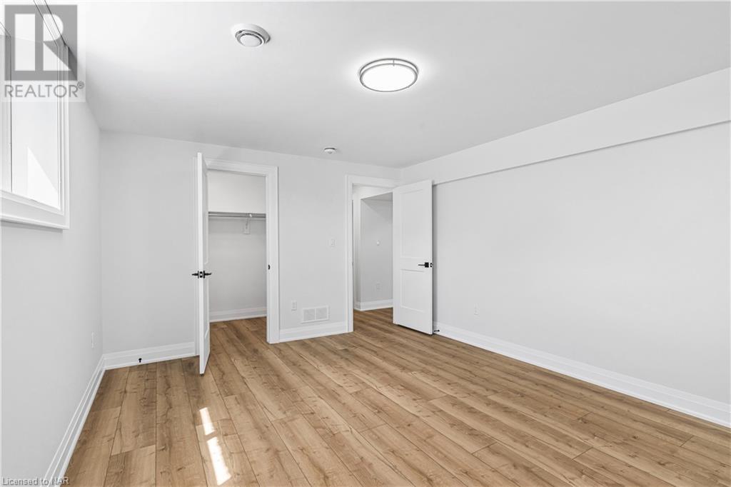 7490 Sherrilee Crescent, Niagara Falls, Ontario  L2H 2Y6 - Photo 32 - 40616880