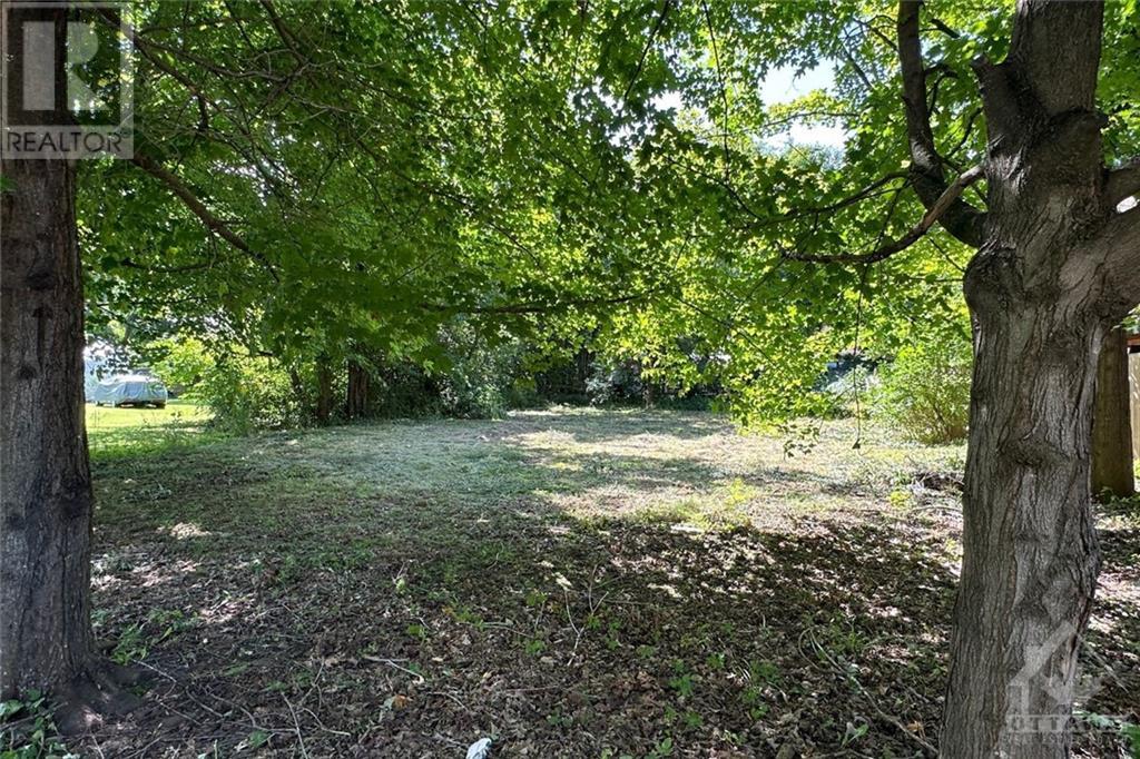 14 Lewis Street W, Merrickville, Ontario  K0G 1N0 - Photo 2 - 1405079