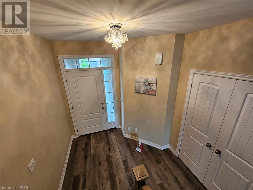 149 Susan Drive, Fonthill, Ontario  L0S 1E6 - Photo 4 - 40634011