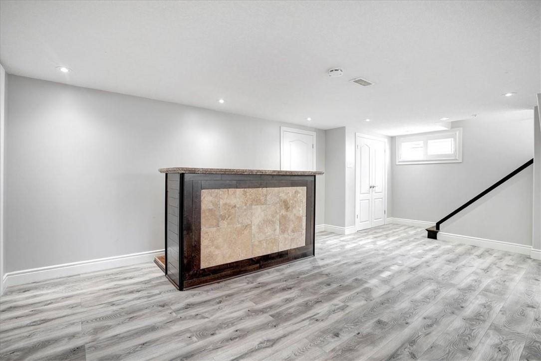 112 Sunrise Drive, Hamilton, Ontario  L8K 4C3 - Photo 23 - H4203018