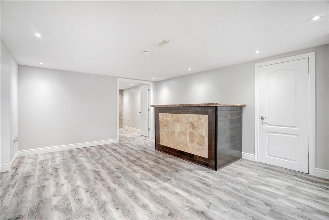 112 Sunrise Drive, Hamilton, Ontario  L8K 4C3 - Photo 24 - H4203018