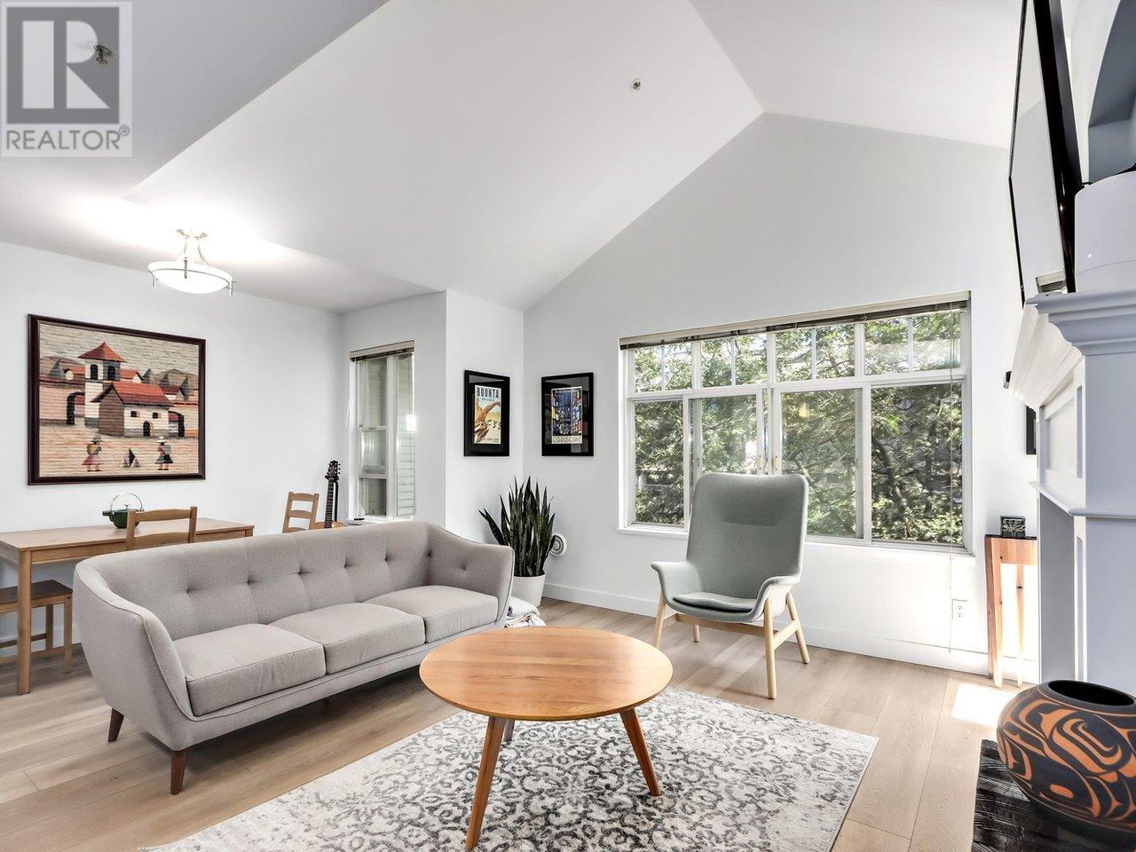 302 333 E 1st Street, North Vancouver, British Columbia  V7L 4W9 - Photo 8 - R2906755