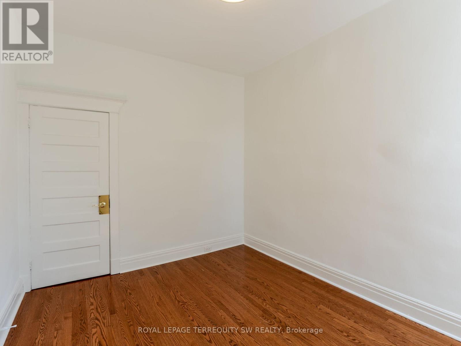 105 Barker Avenue, Toronto (Danforth Village-East York), Ontario  M4C 2N8 - Photo 20 - E9256549