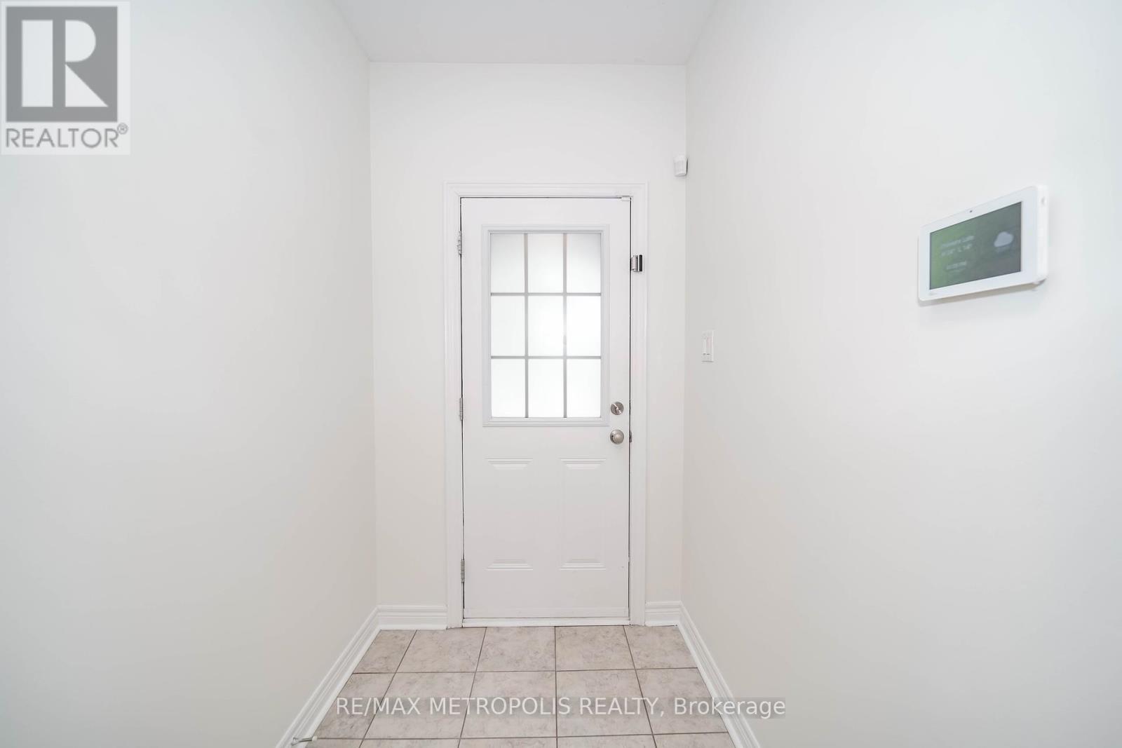 22 - 285 Finch Avenue, Pickering (Rouge Park), Ontario  L1V 7H6 - Photo 39 - E9256573