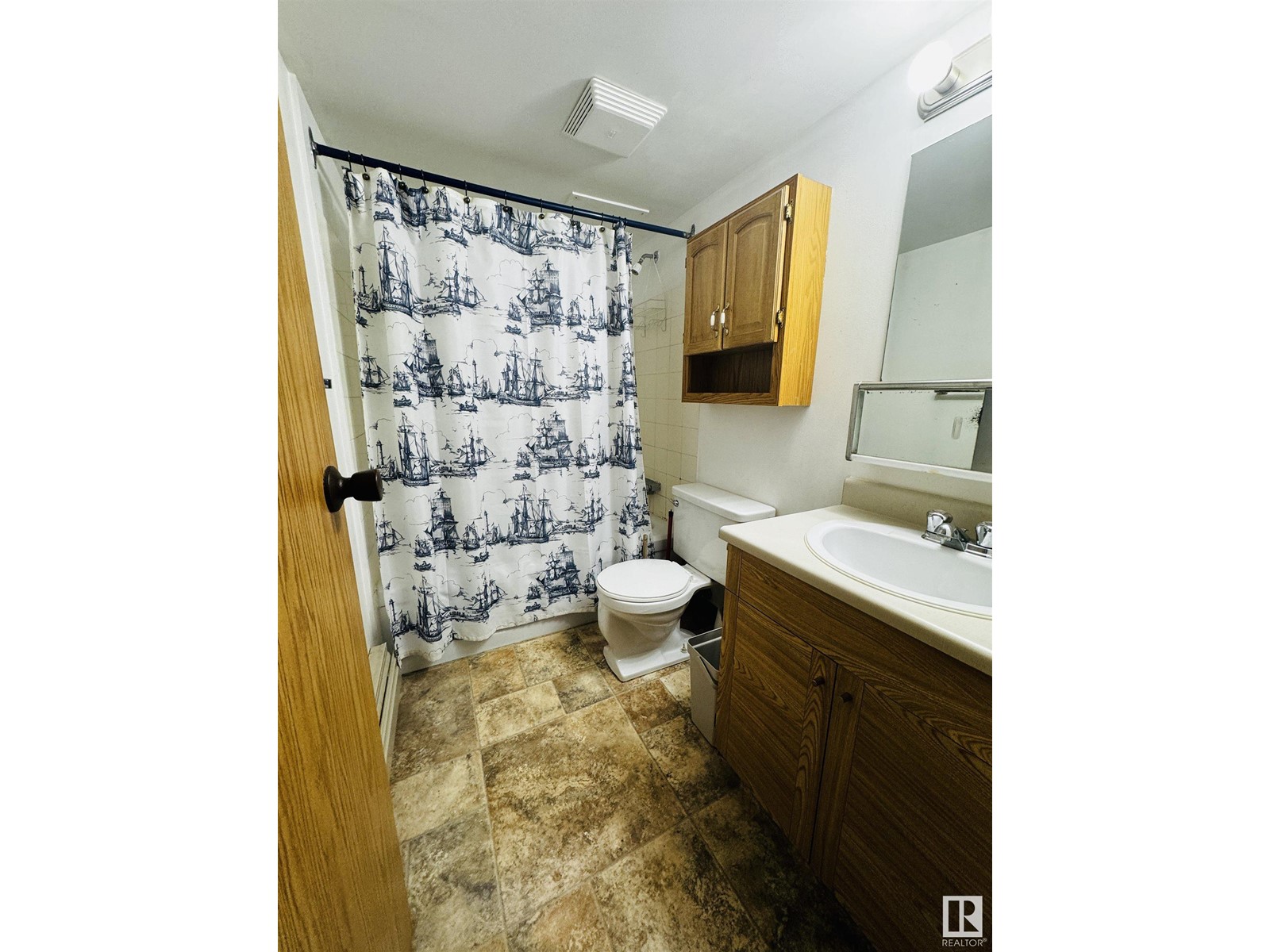 #403 9917 110 St Nw, Edmonton, Alberta  T5K 2N4 - Photo 11 - E4402220