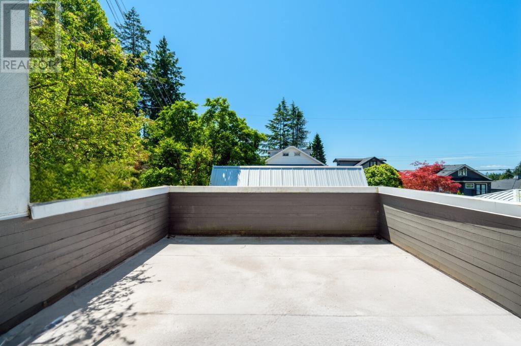 Listing Picture 8 of 26 : 4006 W 34TH AVENUE, Vancouver / 溫哥華 - 魯藝地產 Yvonne Lu Group - MLS Medallion Club Member