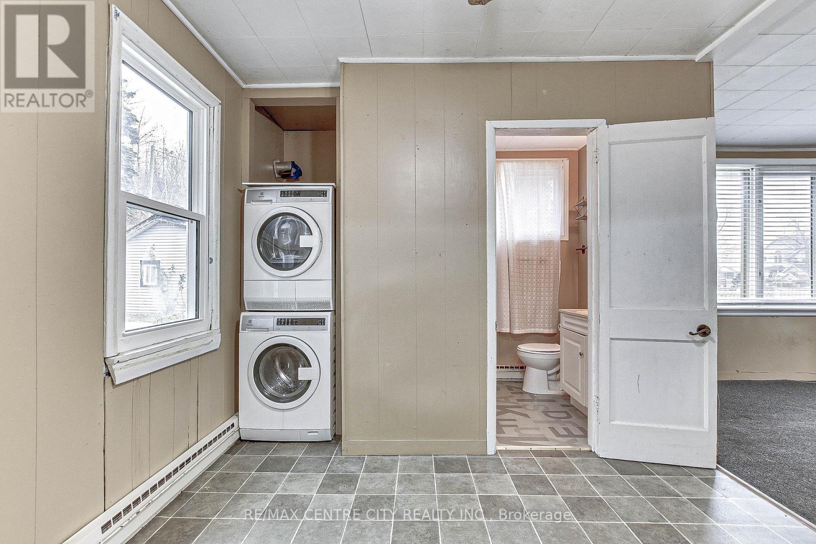 435 Edith Cavell Boulevard, Central Elgin, Ontario  N5L 1E7 - Photo 11 - X9256833