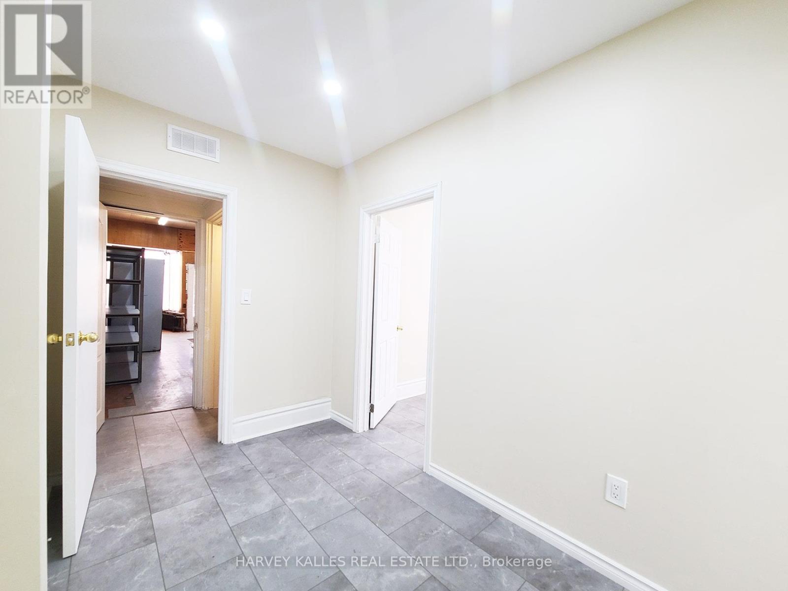 782 Dovercourt Road, Toronto, Ontario  M6H 2X3 - Photo 15 - W9256898