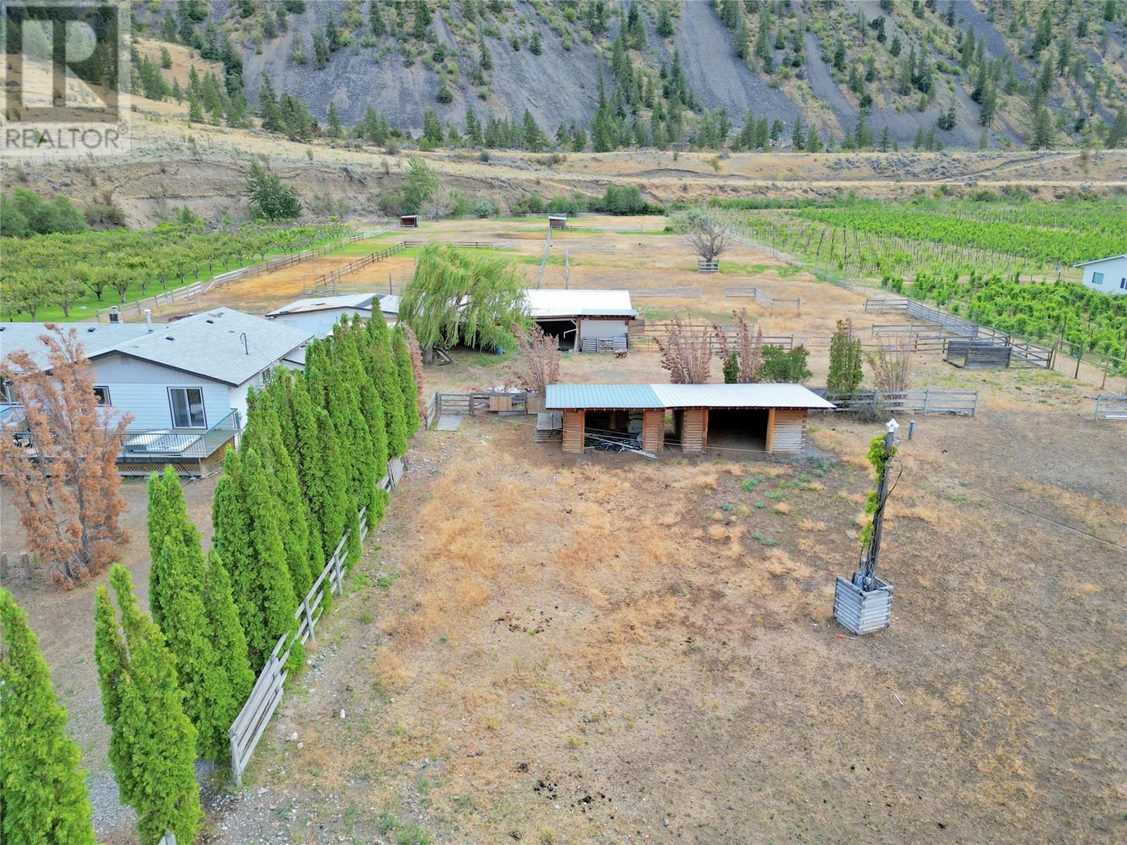 3219 River Road Keremeos