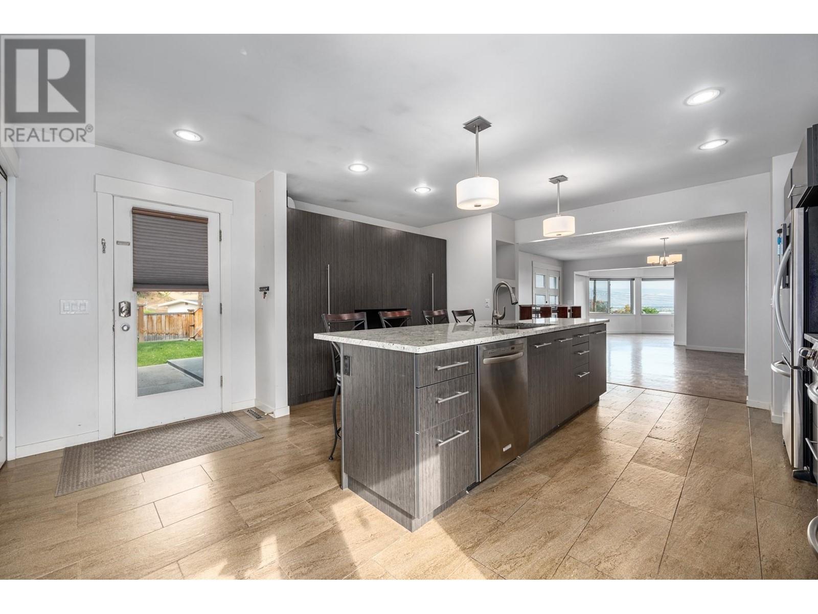 588 Tunstall Cres, Kamloops, British Columbia  V2C 3J1 - Photo 13 - 180387