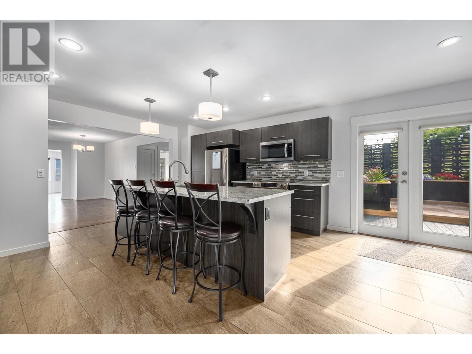 588 Tunstall Cres, Kamloops, British Columbia  V2C 3J1 - Photo 14 - 180387