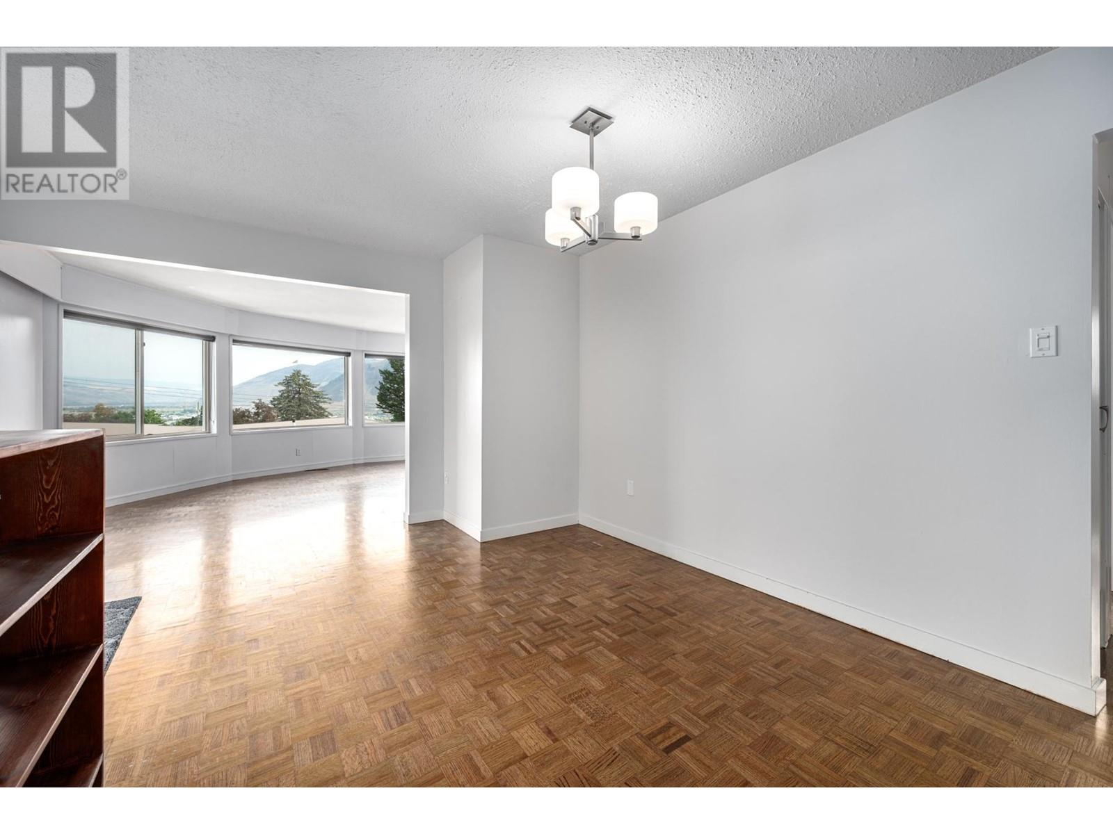 588 Tunstall Cres, Kamloops, British Columbia  V2C 3J1 - Photo 22 - 180387