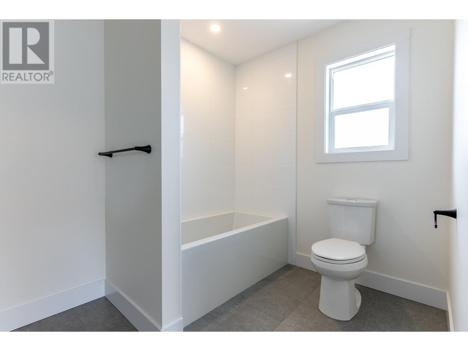 6511 Savona Access Rd, Kamloops, British Columbia   - Photo 18 - 180388