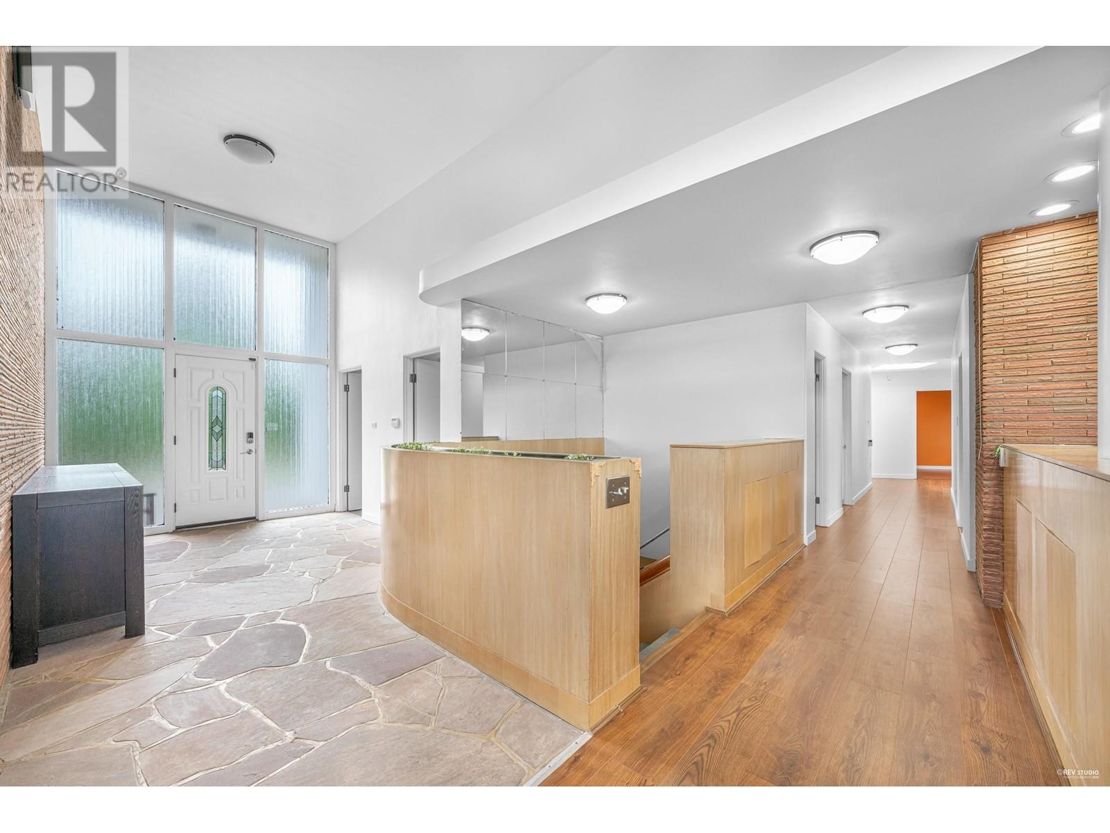 5915 Newton Wynd, Vancouver, British Columbia  V6T 1H8 - Photo 12 - R2915874