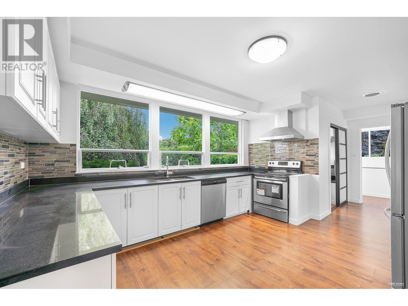 5915 Newton Wynd, Vancouver, British Columbia  V6T 1H8 - Photo 15 - R2915874