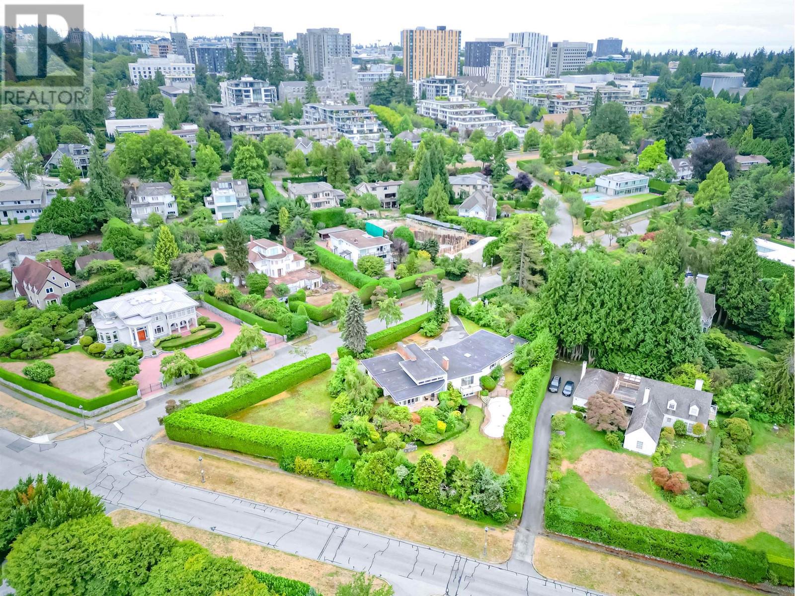 5915 Newton Wynd, Vancouver, British Columbia  V6T 1H8 - Photo 2 - R2915874