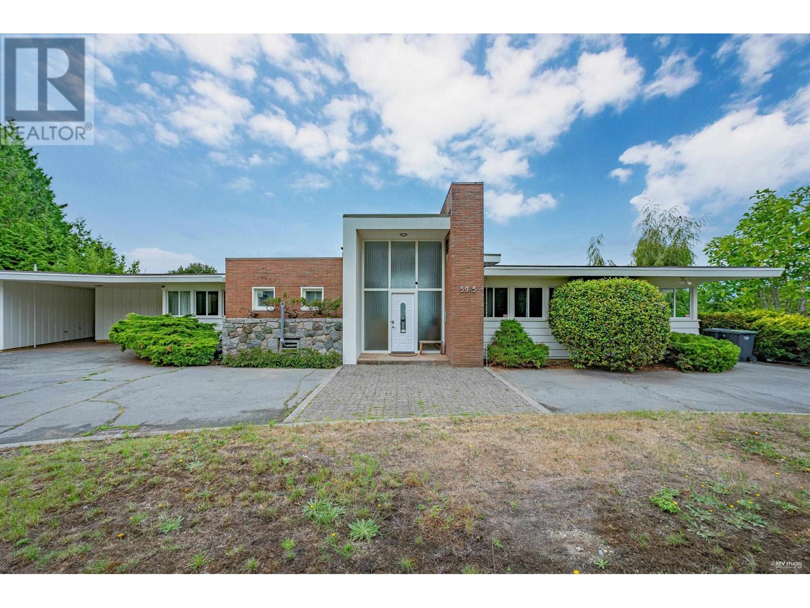 5915 Newton Wynd, Vancouver, British Columbia  V6T 1H8 - Photo 3 - R2915874