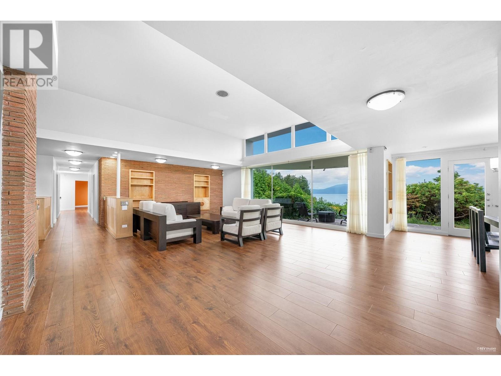 5915 Newton Wynd, Vancouver, British Columbia  V6T 1H8 - Photo 4 - R2915874