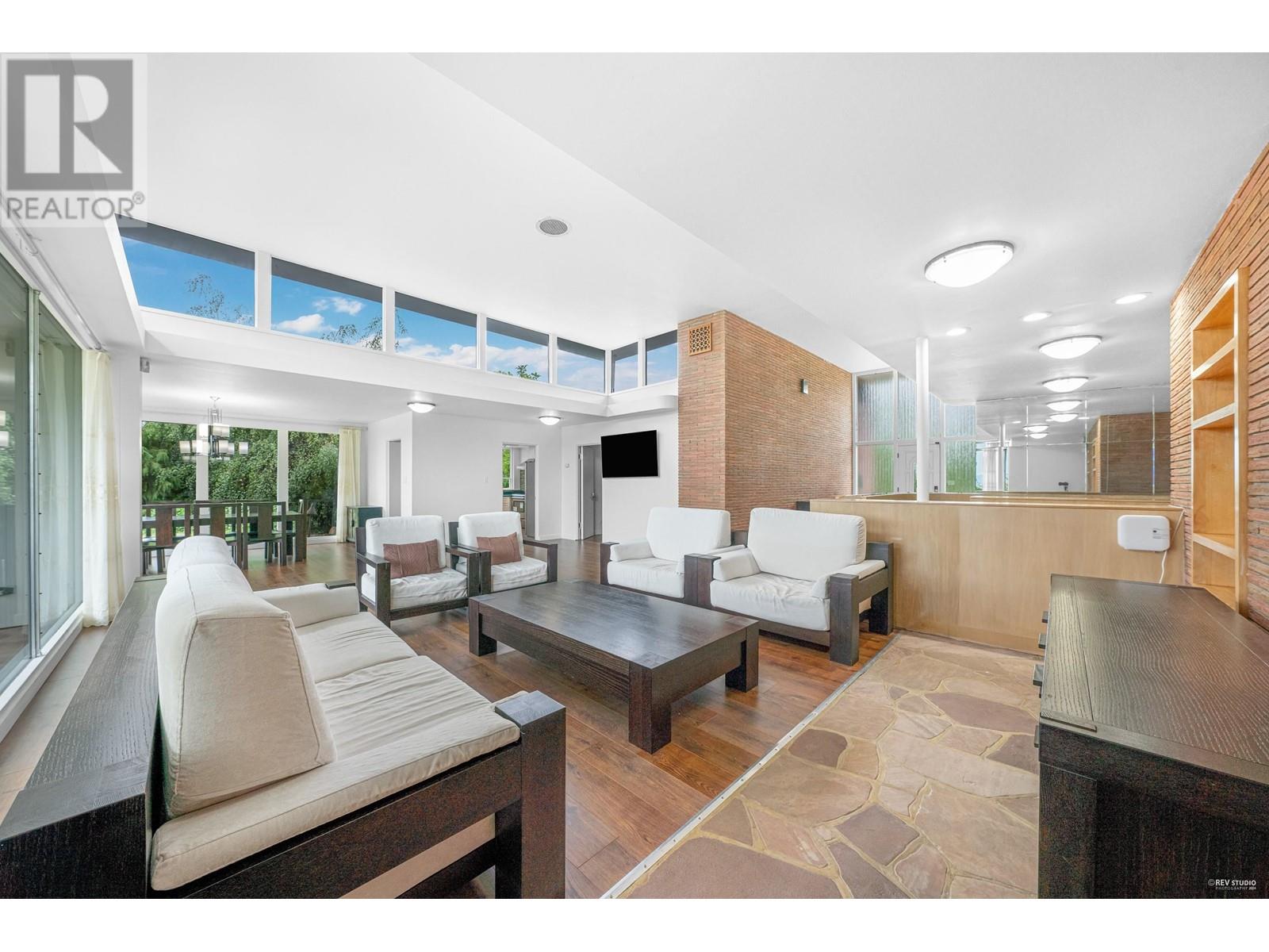 5915 Newton Wynd, Vancouver, British Columbia  V6T 1H8 - Photo 5 - R2915874