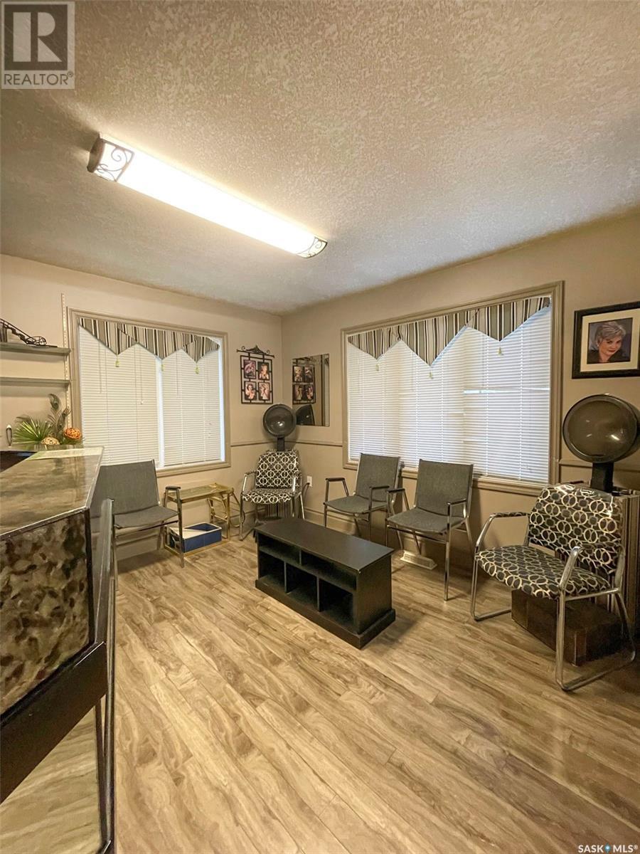 209 Broadway Street W, Yorkton, Saskatchewan  S3N 0M9 - Photo 26 - SK980879