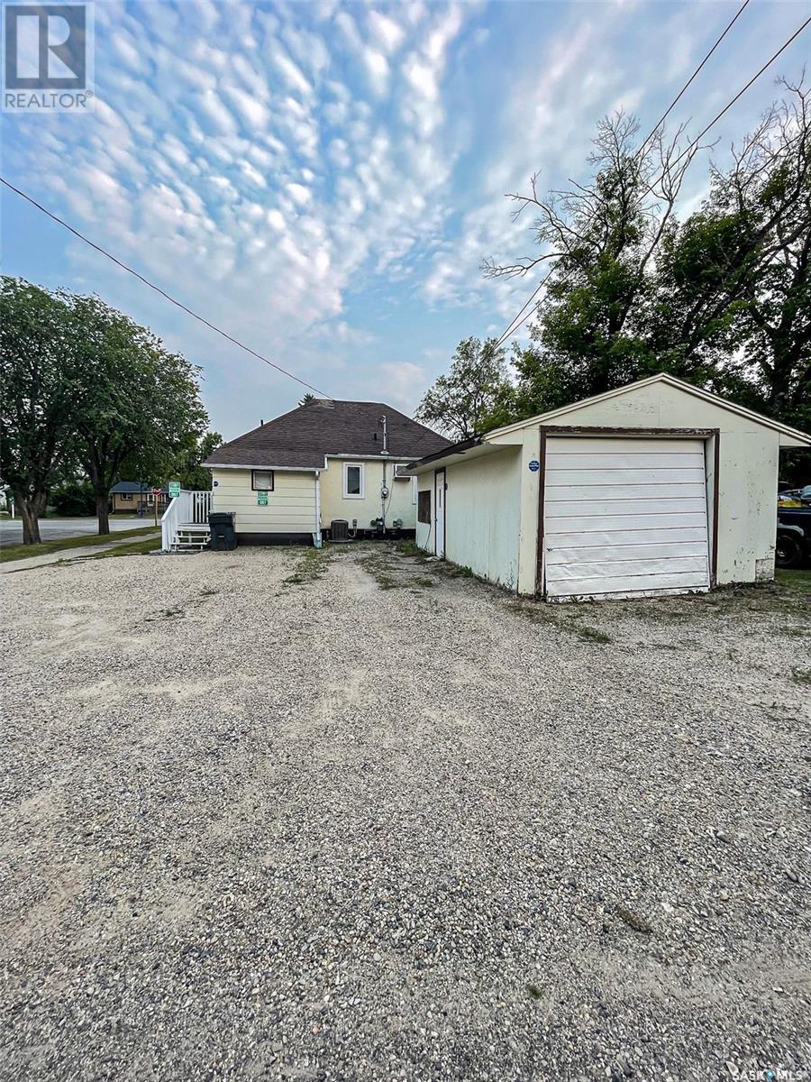 209 Broadway Street W, Yorkton, Saskatchewan  S3N 0M9 - Photo 4 - SK980879