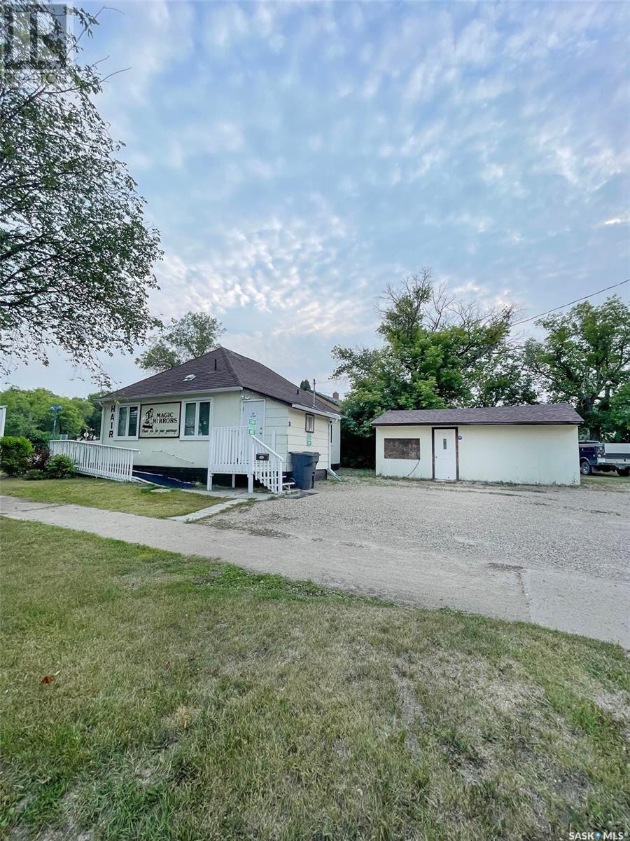 209 Broadway Street W, Yorkton, Saskatchewan  S3N 0M9 - Photo 5 - SK980879