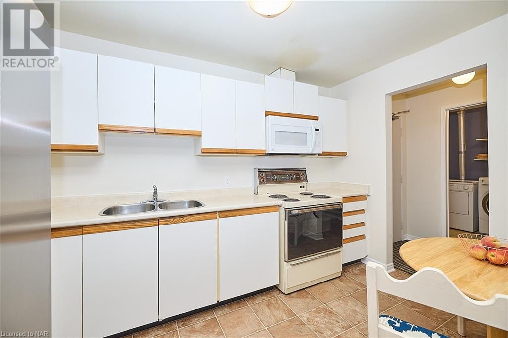 5 Niagara Street Unit# 201, Grimsby, Ontario  L3M 5A3 - Photo 9 - 40633745