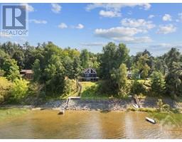 360 RIVERWOOD DRIVE McClarens Landing