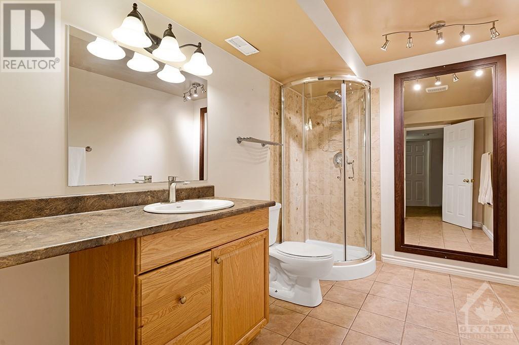 5525 Pettapiece CrescentOttawa, Ontario  K4M 1C6 - Photo 27 - X9516954