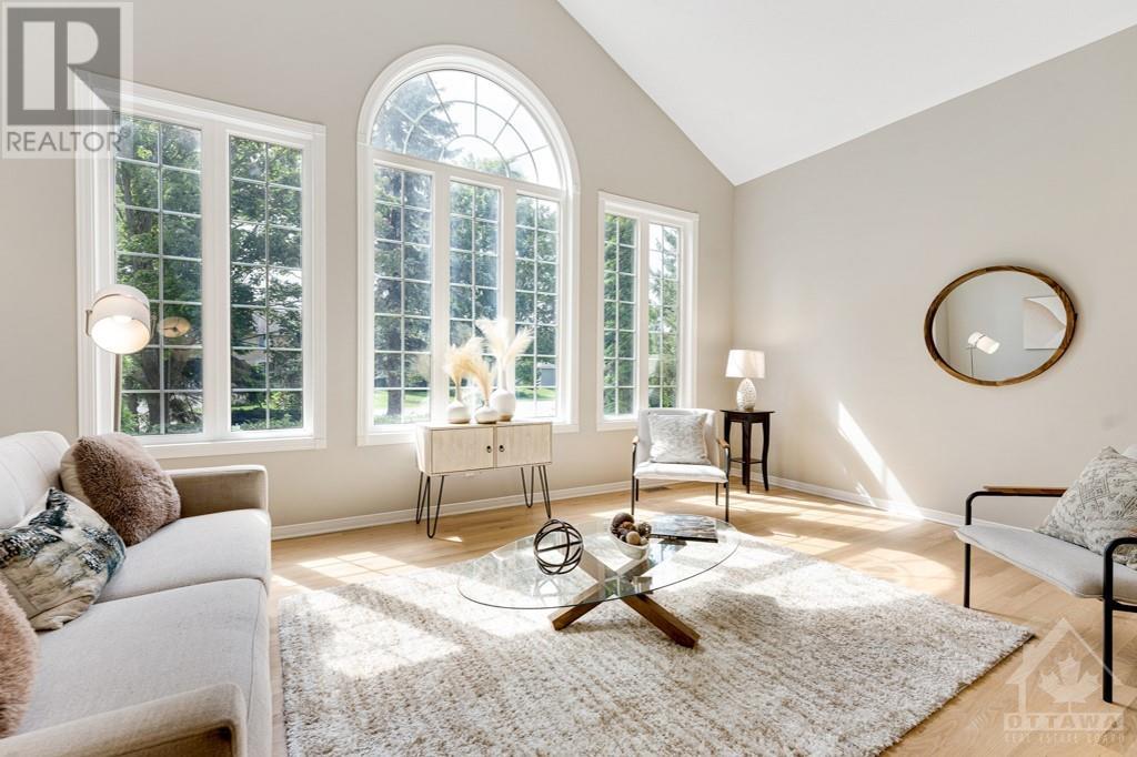 5525 Pettapiece CrescentOttawa, Ontario  K4M 1C6 - Photo 6 - X9516954
